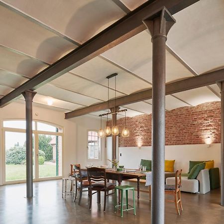 Re~Barn - Modern Country Stay Essel Екстер'єр фото