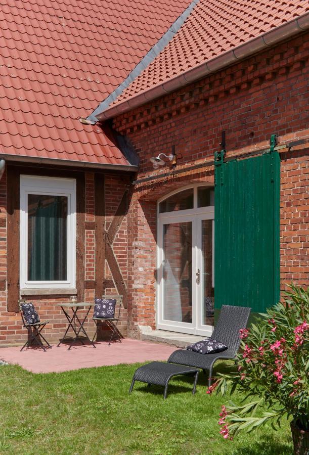 Re~Barn - Modern Country Stay Essel Екстер'єр фото